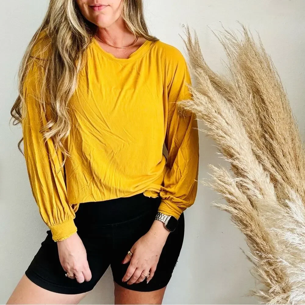 FP FREE PEOPLE Gold Mustard Ruffle Knit Open Back Balloon Sleeve Blouse Top XS
